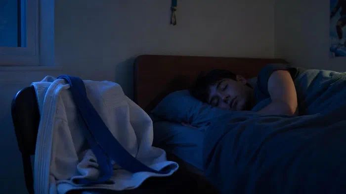 6,642 Teenagers, One Finding: The Kids Who Train Sleep Better