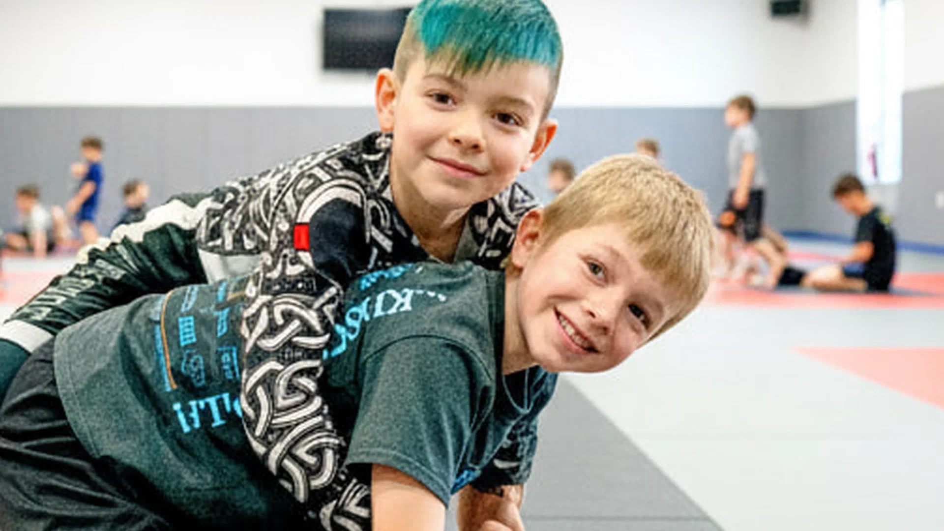 Kids wrestling no gi, referee position